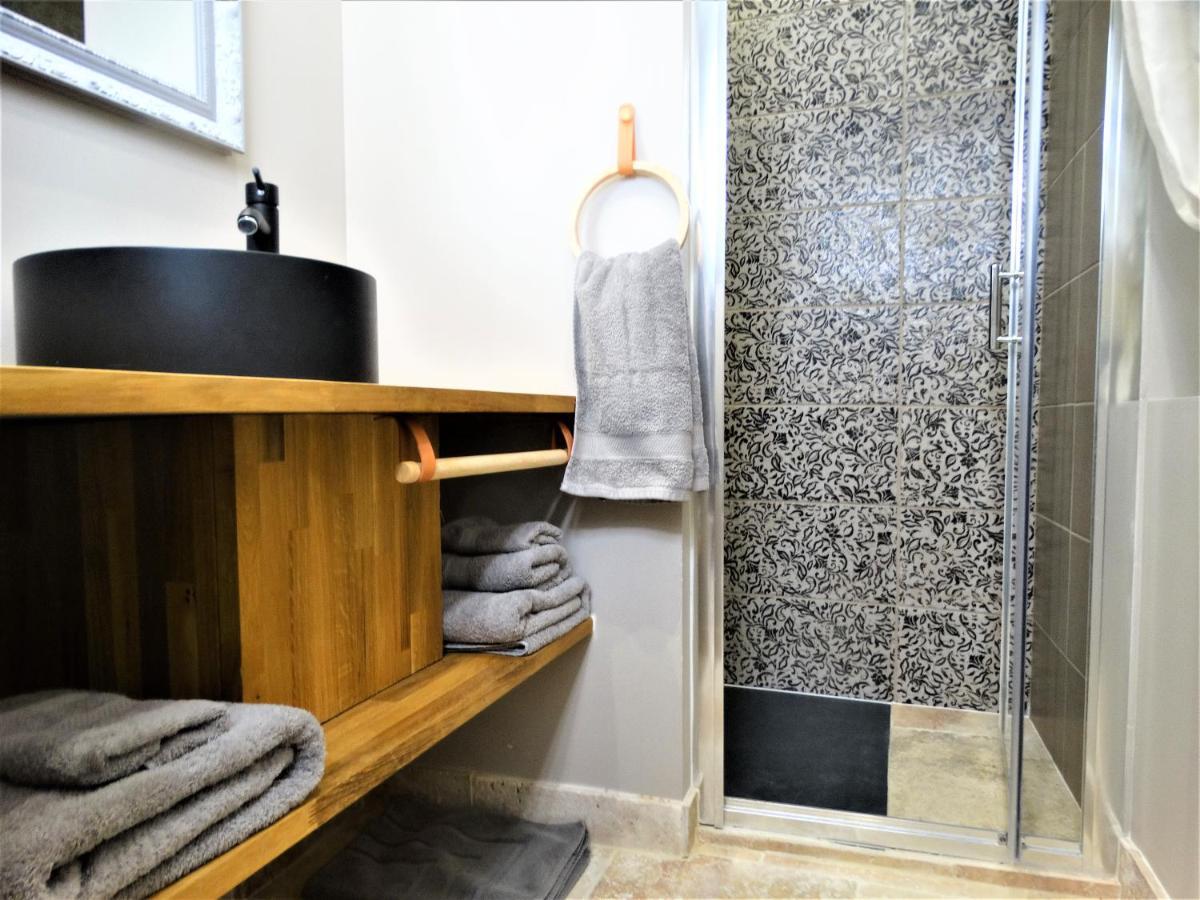 Chateau Montplaisir Charming B&B In Provence Valreas Luaran gambar